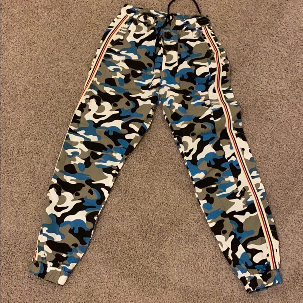Cargos
